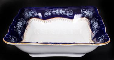 Zsolnay Pompadour tál, kézzel festett, jelzett, hibátlan, m: 6 cm, 23×23 cm