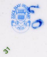 Zsolnay Pompadour kerek tál, kézzel festett, jelzett, hibátlan, m: 7 cm, d:25 cm