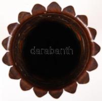 Töltény hüvelyből készült váza, gazdagon díszített, jelzett (O.R.), jó állapotban, m:27 cm