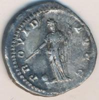 Roman Empire / Septimius Severus 198-200. Denar Ag "L SEPT SEV AVG IMP XI PART MAX / PROVID AVGG" (3.07g) C:F RIC 139., RSC 587.