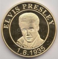Amerikai Egyesült Államok DN Elvis Presley aranyozott emlékérem (40mm) T:PP USA ND Elvis Presley gilt medallion (40mm) C:PP