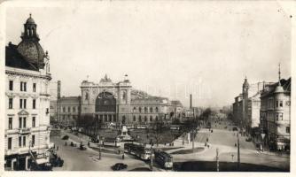 Budapest VII. Keleti Pályaudvar, Hazai Takarék, villamos, Park Hotel, üzletek, Dohányáruda (EK)