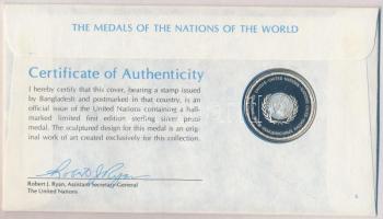 ENSZ 1977. "A Világ nemzeteinek emlékérmei - Banglades" Ag emlékérem (15g/0.925/32mm) megc...