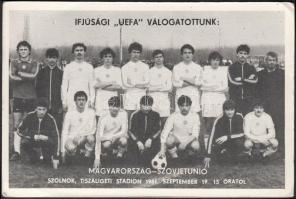 1981 A Magyar Labdarugó Válogatott tagjainak nyomtatott aláírása képeslapon