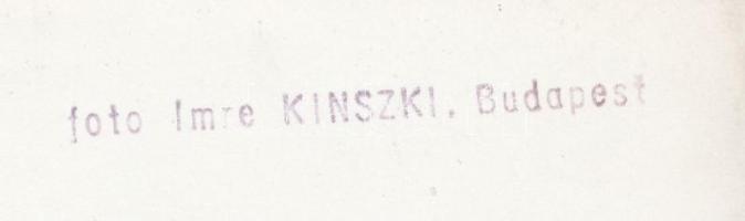 cca 1930-1937 Kinszki Imre (1901-1945): Lábnyomok, vintage alkotás, szerzői pecséttel, 12x17 cm