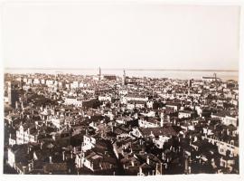 cca 1930-1935 Kerny István (1879-1963): Velencei látkép, pecséttel jelzett vintage fotó, feliratozott, 17x24 cm