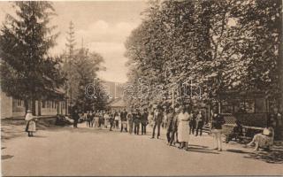 Báznafürdő Fősétány / promenade