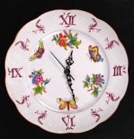 Herendi Viktória mintás falióra, kézzel festett, jelzett, hibátlan, quartz szerkezettel, d:27,5 cm /  Herend handpainted chinaware clock