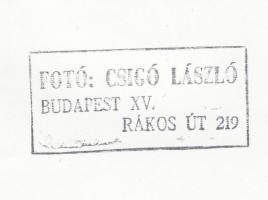 cca 1970-1980 Csigó László: Tányér tornyok, vintage fotó, pecséttel jelzett, 18x17 cm