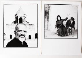 cca 1960-1970 G. Arutronján portfóliója, oroszul feliratozva, az egyik képen a név is szerepel, 13 d...