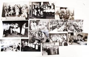 cca 1950-1960 Tiszavölgyi József: Sütnek, főznek, jókat esznek, vintage fotók, pecséttel jelezve, 13 db fotó, 9x12 cm és 13x18 cm között méretben