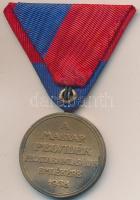 1938. "Felvidéki Emlékérem" Br emlékérem mellszalaggal T:2
Hungary 1938. "Commemorati...