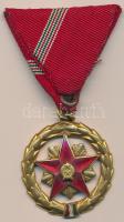 1954. "Kiváló Szolgálatért Érdemérem" zománcozott aranyozott kitüntetés dísztokban, 1725 adományozás T:2 Hungary 1954. "Medal of Merit for Excellent Service" enamelled gilt decoration on ribon in case C:XF