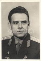 7 db modern szovjet űrhajósokat ábrázoló motívum lap / 7 modern motive cards, Soviet cosmonauts