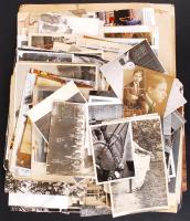 220 db régi, érdekes fotó, köztük sajtófotók is