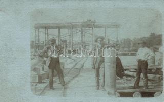 1910 Gombos, port, photo