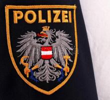 Osztrák rendőri zubbony és nadrág 50-es méretben, szép állapotban / Austria police uniform