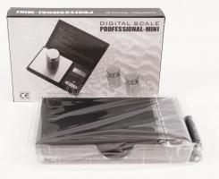 "Professional-Mini" ékszermérleg 0,01-100g eredeti dobozában, leírással, két db elemmel /
...