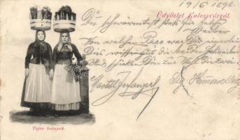 1898 Kolozsvár tejes lányok / milk carrier women, folklore (b)