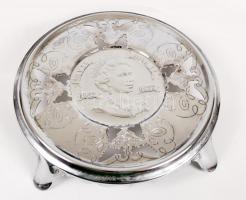 Porcelán tétel, összesen: 5 db, hibátlanok + jubileumi fém alátét, d:17 cm