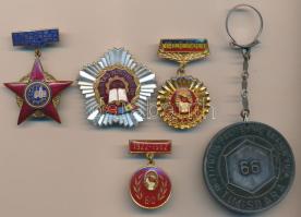 Románia ~1960-80. 5db klf szocialista kitüntetés és emlékérem  T:vegyes Romania ~1960-80. 5pcs of mixed socialist badges and medals C:mixed