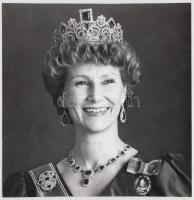 1987 Sonja hercegnő, 1991-től Norvégia királynője, Harald király felesége, portrékép feliratozva, 18...