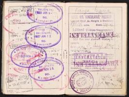 1927 Csehszlovák útlevél sok pecséttel /
1927 Czechoslovakian passport