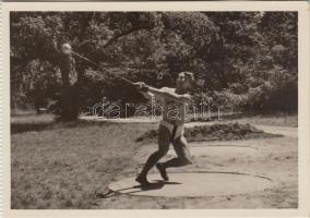 Csermák József, kalapácsvető, olimpiai bajnok, Képzőművészeti Alap Kiadóvállalata / Hammer-Thrower, Olimpic Champion