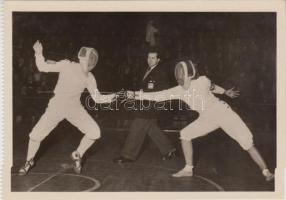 Budapest XIV. Sportcsarnok, Nemzetközi női tőrvívó verseny, Képzőművészeti Alap Kiadóvállalata