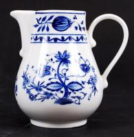 Porcelán tétel: Villeroy & Boch csésze, jelzett kis kiöntő, mini váza, hibátlan