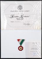 1986. "Szocialista kultúráért" kitüntetés mellszalaggal, adományozói igazolvánnyal eredeti dísztokban T:2