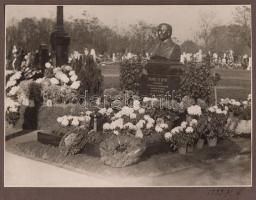 1933 Bandl Ferenc vendéglős sírhelye, Töry Ferenc fotója 23x18 cm lapon