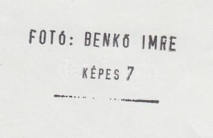 1987 Benkő Imre (1943-): Barabás Miklós KISZ főtitkár portréja, a Képes 7 archívumából, pecséttel je...