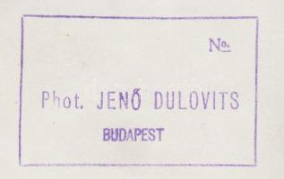 cca 1930-1940 Dulovits Jenő (1903-1972): Labdázó aktmodell a szabadban, vintage fotóművészeti alkotá...