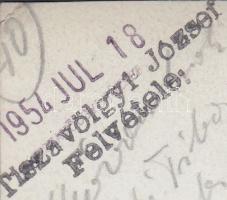 cca 1950-1960 Tiszavölgyi József: Máté Tibor győztes ugrása, vintage sportfotó, pecséttel jelzett, f...