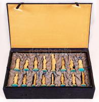 XX. sz. eleje: Kínai elefánt?-csont, faragott igényes sakk készlet. Hiánytalan, jó állapotban, saját...