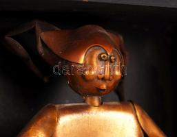 Máté János (1938-): Bohóc. Réz lemez, jelzés nélkül, sérült, m:19 cm