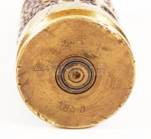 Ágyúhüvelyből készített szarvasos emlékváza, réz, m:14 cm