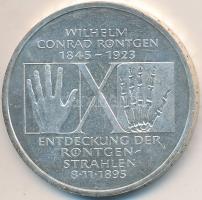 Németország 1995D 10M Ag "W.C. Röntgen" T:exPP
Germany 1995D 10 Mark Ag "W.C. Rontgen...