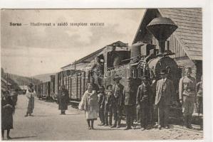 Borsa Synagoge neben Militärbahn