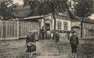 Albertirsa, Szrokovszky (?) Félix italkereskedése