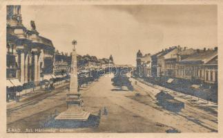 Arad, Szent Háromság szobor / statue (pinhole)