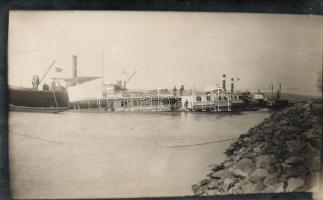 1908 A Margit gőzös kiemelése, photo / pulling out SS Margit, photo