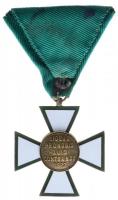 1935-1945. "A Magyar Érdemkereszt IV. osztálya - A Magyar Érdemrend lovagkeresztje" zománc...