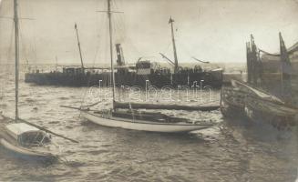 Abbazia, ships, photo