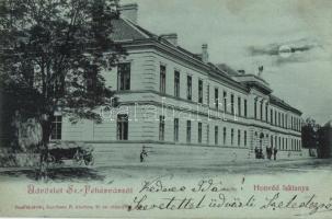 Székesfehérvár, Honvéd laktanya (small tear)