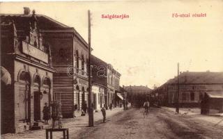 Salgótarján, Fő utca, Lőwy Izidor könyvkereskedése, Laufer testvérek áruháza, Friedler Ármin üzlete; Friedler Á. kiadása (fl)