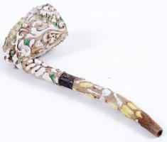 Antik tajtékpipa, gazdagon faragott, kézzel festett, jó állapotban,fém vég hiányzik, h:19,5 cm