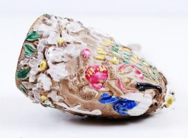 Antik tajtékpipa, gazdagon faragott, kézzel festett, jó állapotban,fém vég hiányzik, h:19,5 cm