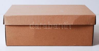 Vízhordó, kézzel festett, apró csorba a virágon, jelzett, m:23 cm